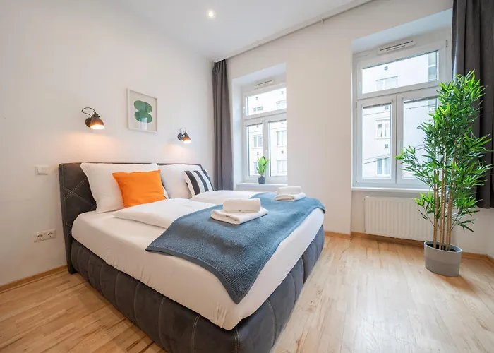 King-size Boxspring Beds, 15 Minutes To Center, Smart Tv Apartment Vienna